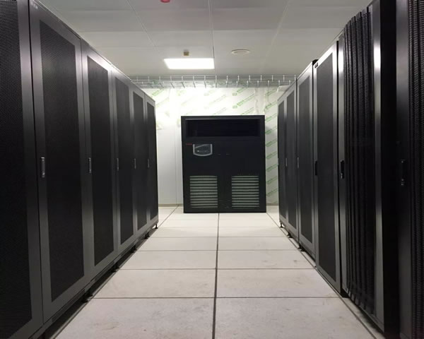 台湾云端服务器云空间的优势与选择指南