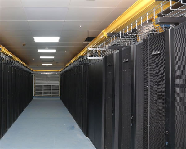 飞机场附近的香港原生IP节点推荐与使用